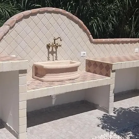 Casa Murales Semesterbostad Murta Maria