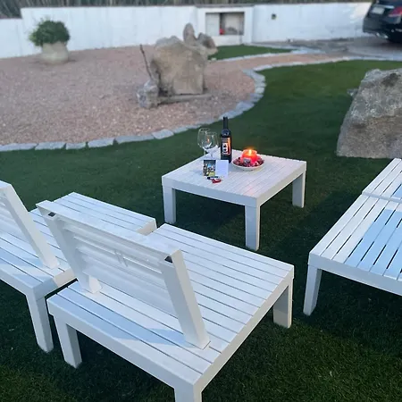 Semesterbostad Casa Murales Murta Maria